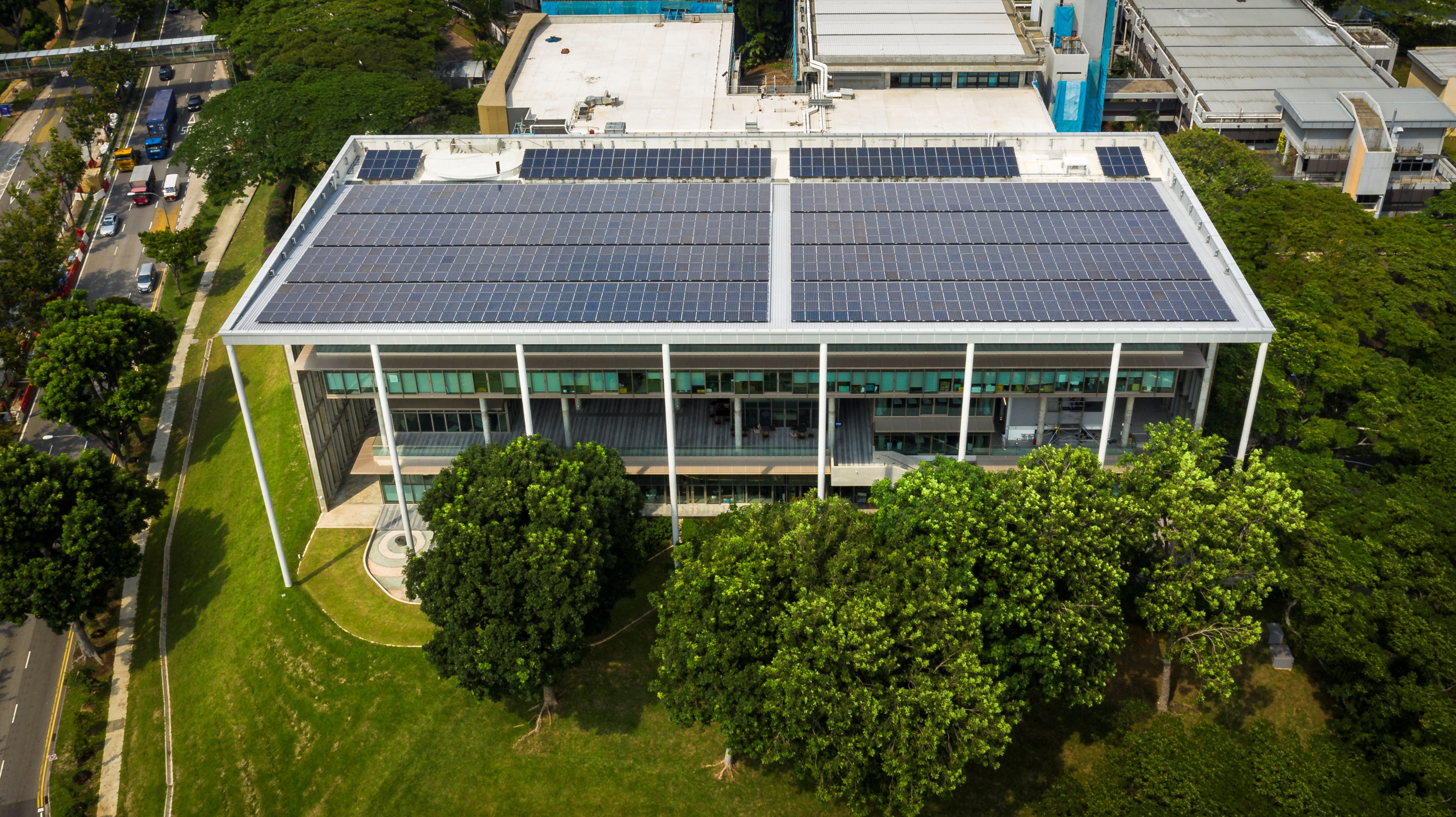 Photo of the exterior of the National University of Singapore's School of Design and Engineering 4